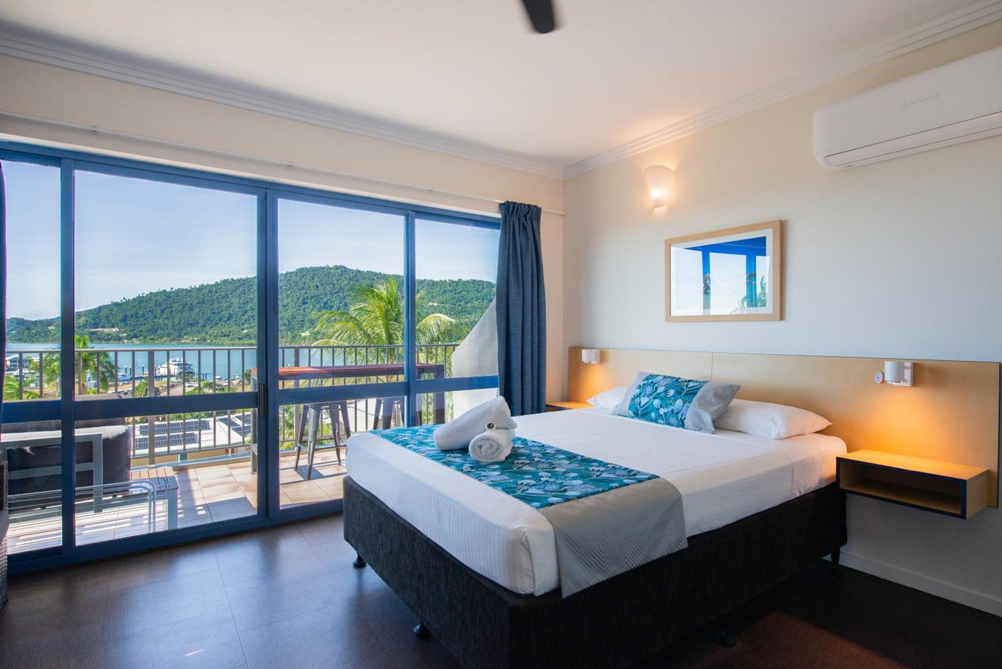 Coral Sea Vista Apartments Airlie Beach Ngoại thất bức ảnh